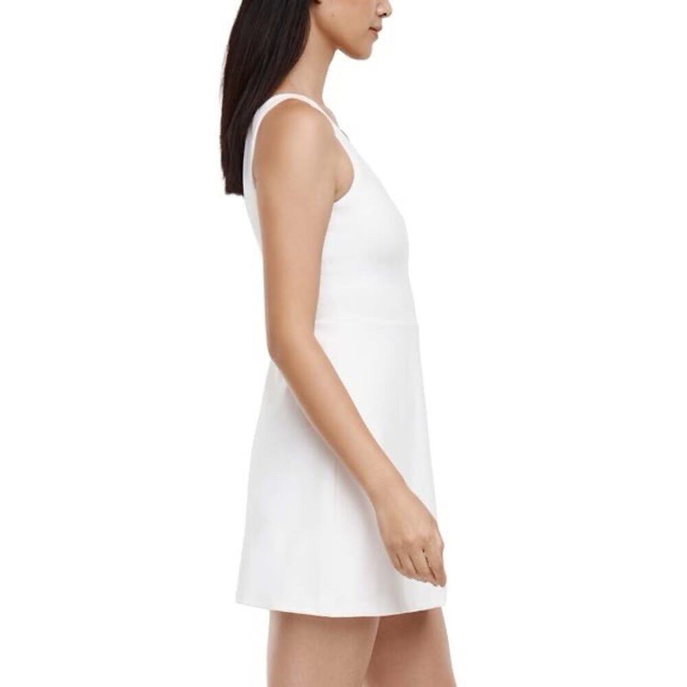 GapFit Women's White Active Dress M Square Neck Sleeveless Pockets